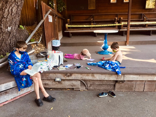 Kids waiting for swim class