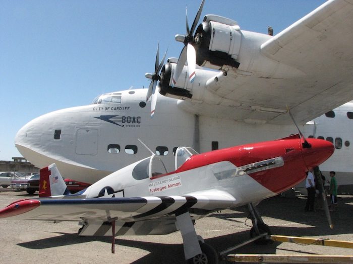 Oakland Aviation Museum airplanes outside