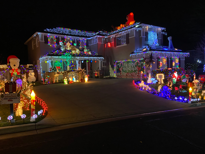 A Driving Christmas Light Tour of Walnut Creek and Concord 510 Families